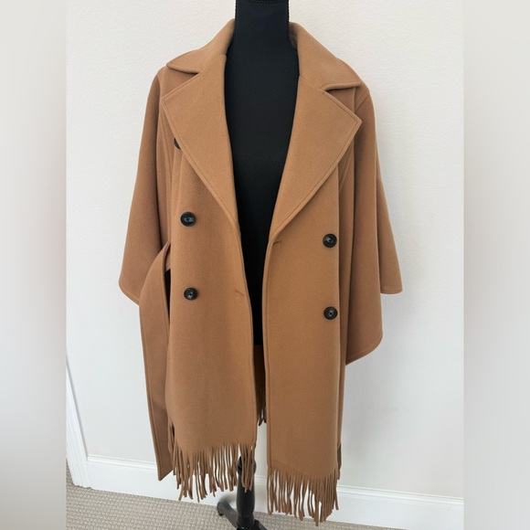 NWT Express Camel Fringed Cape Coat | Size M/L | Belted Poncho Trench - Picture 8 of 11